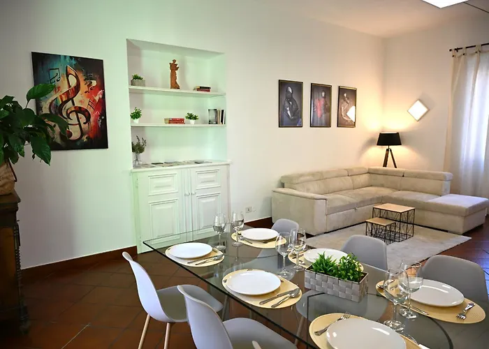 La Casa Di Mek Apartment *